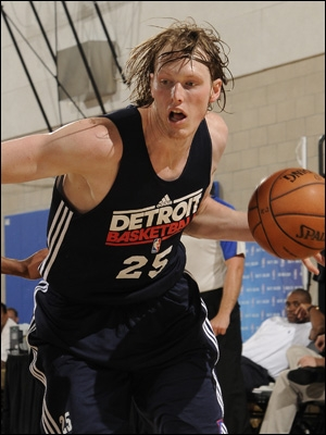 Illustration for article titled Atrocious NBA: Kyle Singler, Animated Afterbirth
